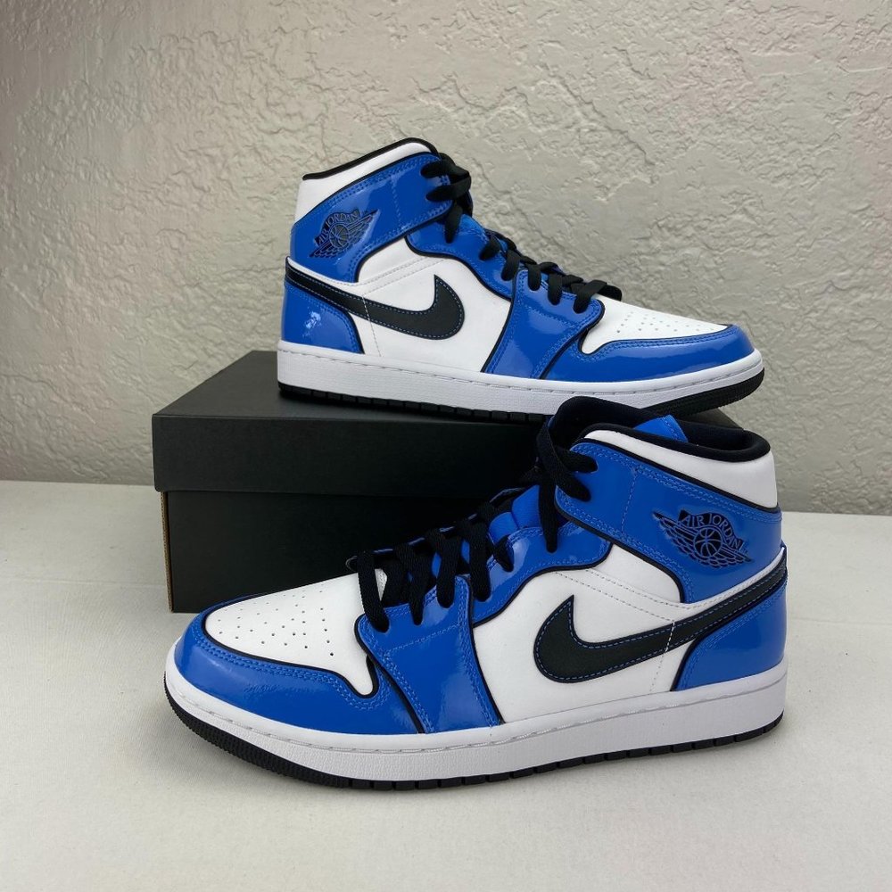 Nike Air Jordan 1 Mid SE Signal Blue Black White